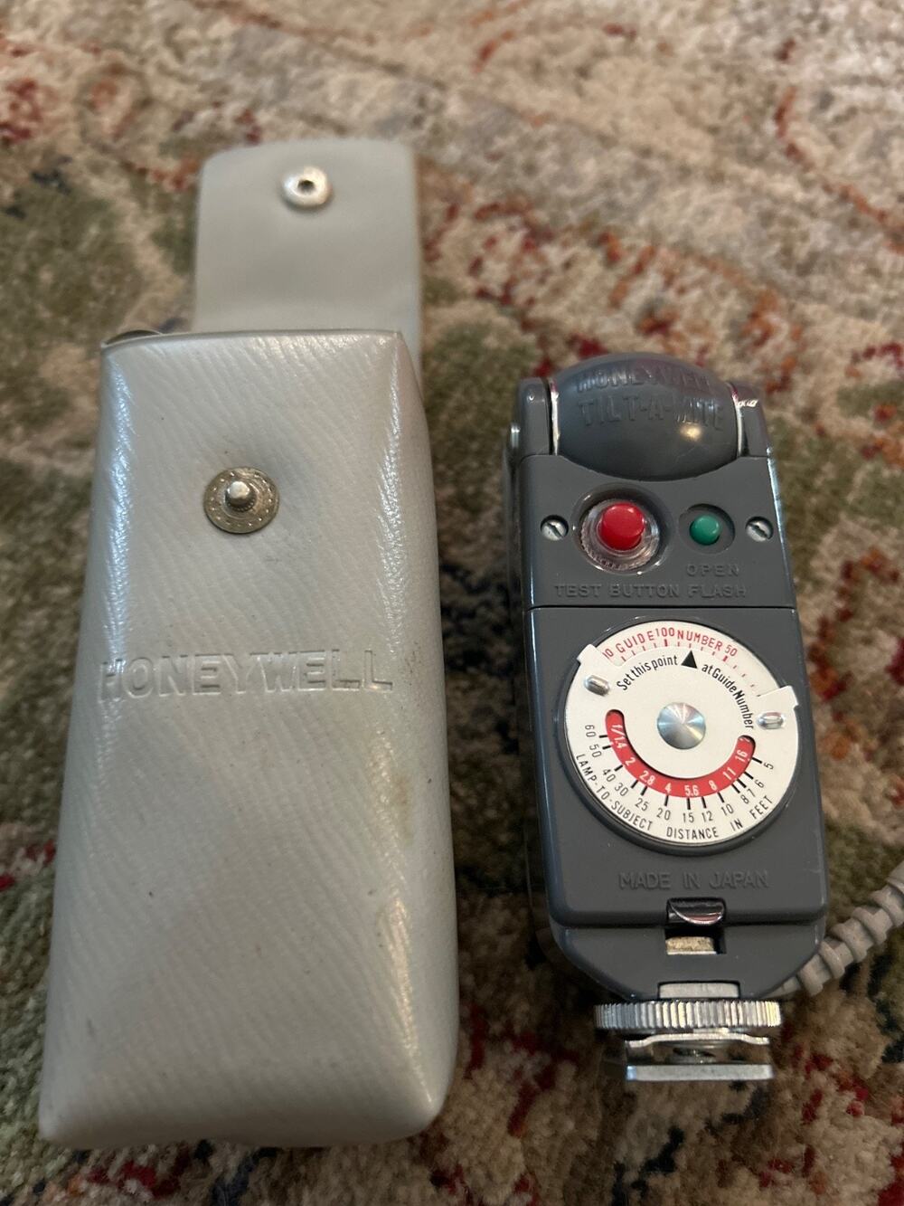 Honeywell Tilt a Mite Flash -Untested